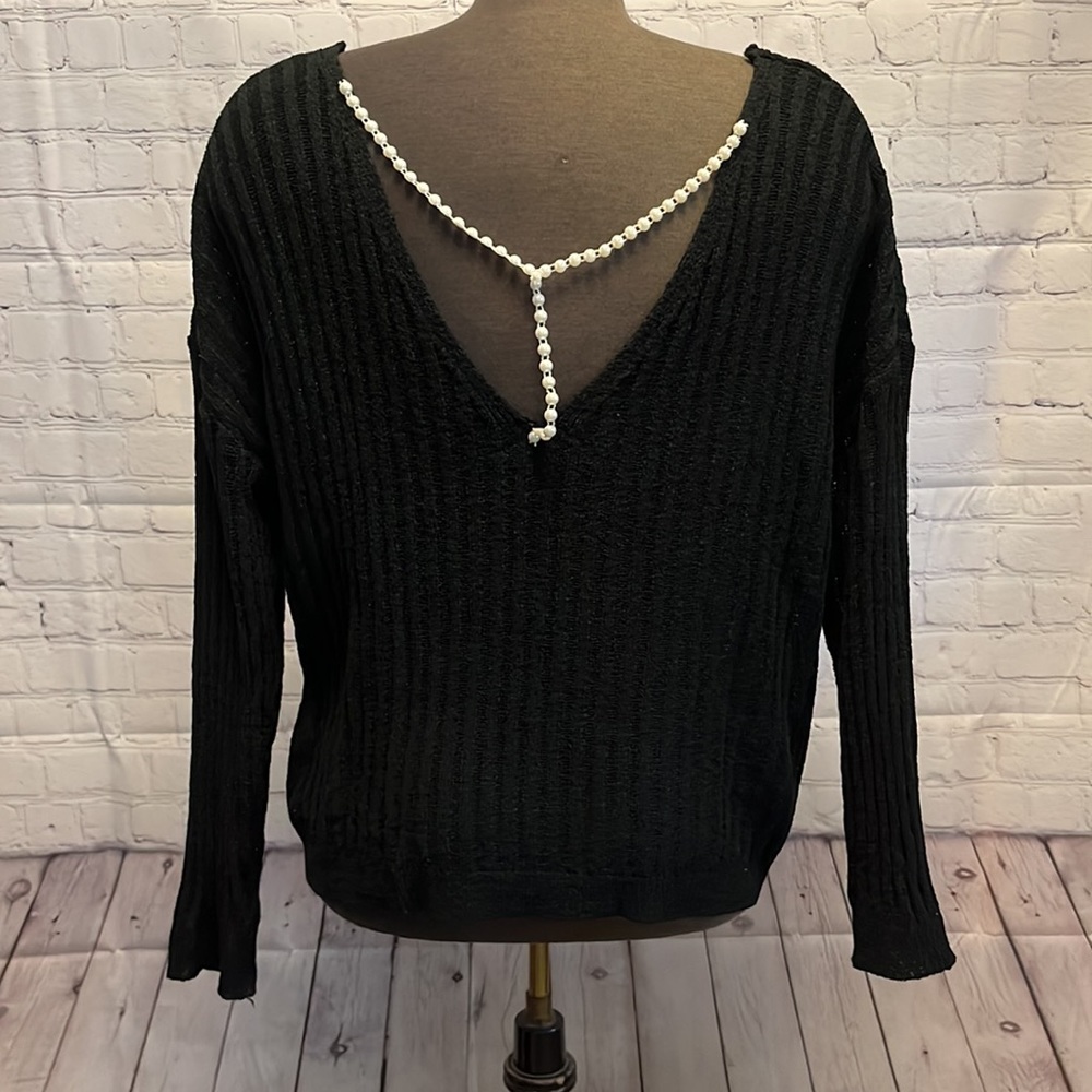 SHEIN Curve Cropped Sweater - Picture 2 of 6